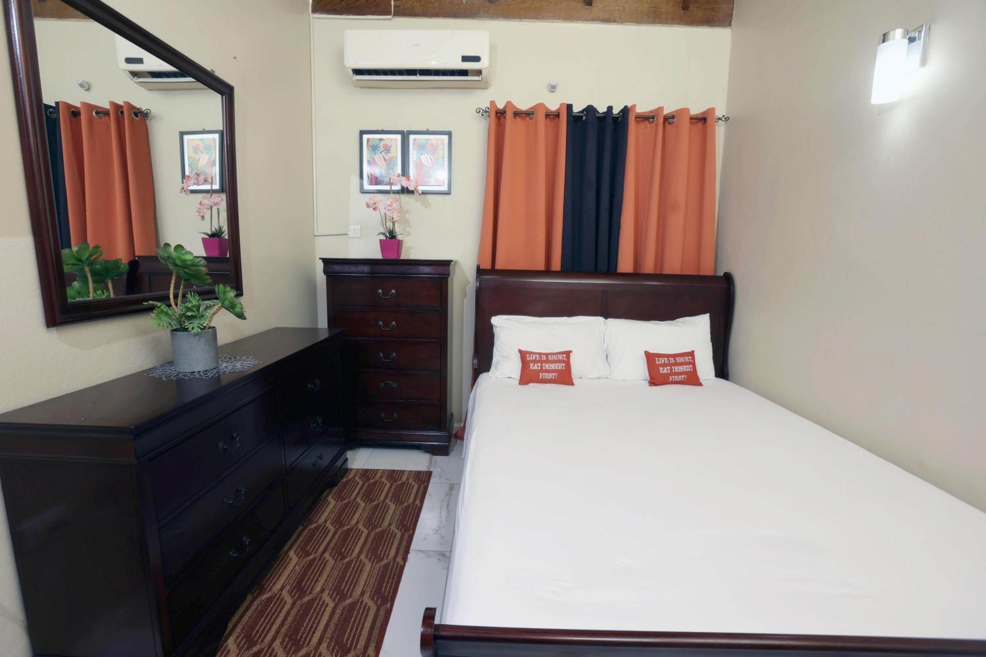 Spacious Luxury 3 Bed Rooms In Kingston Eksteriør bilde