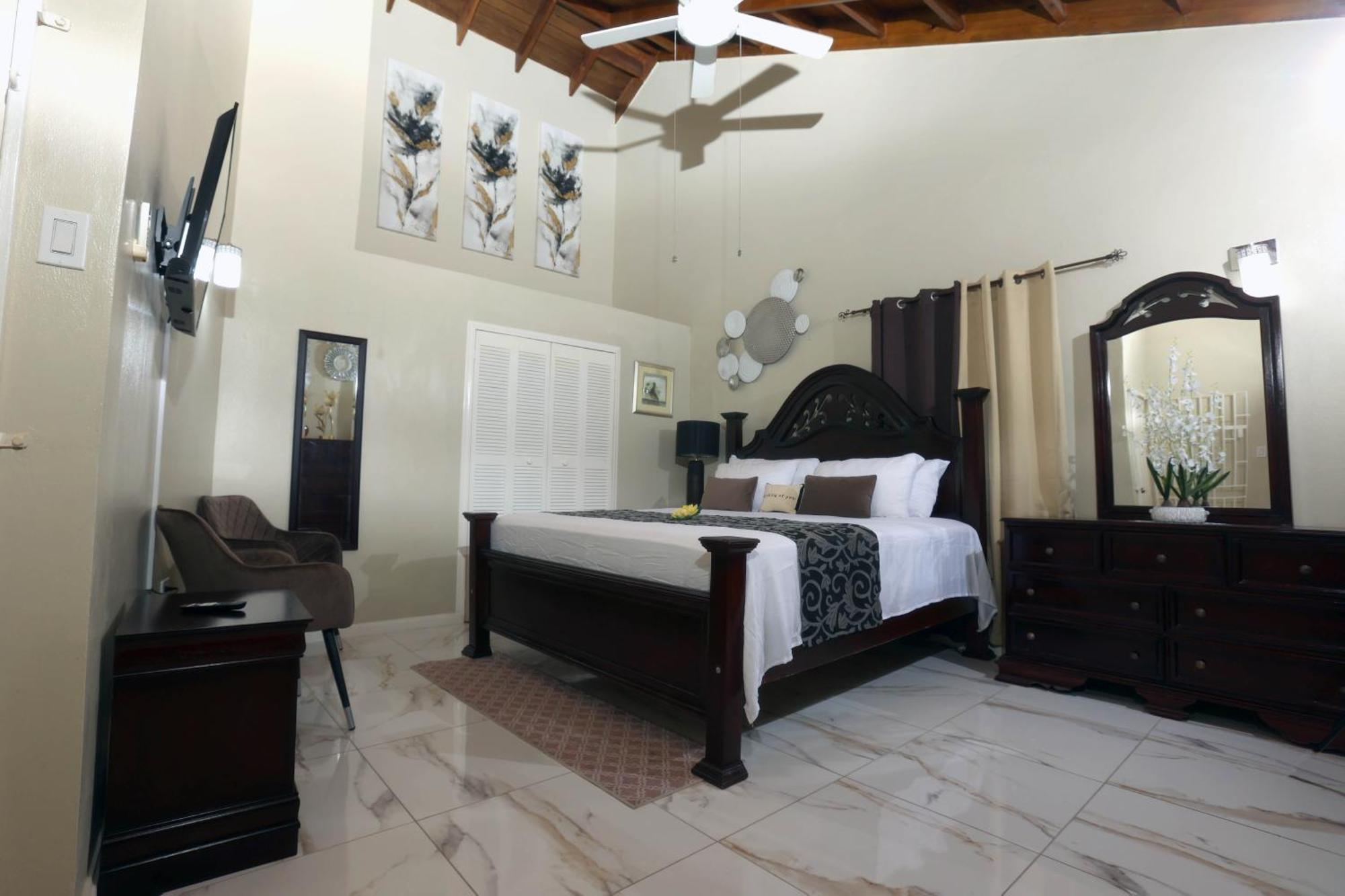 Spacious Luxury 3 Bed Rooms In Kingston Eksteriør bilde