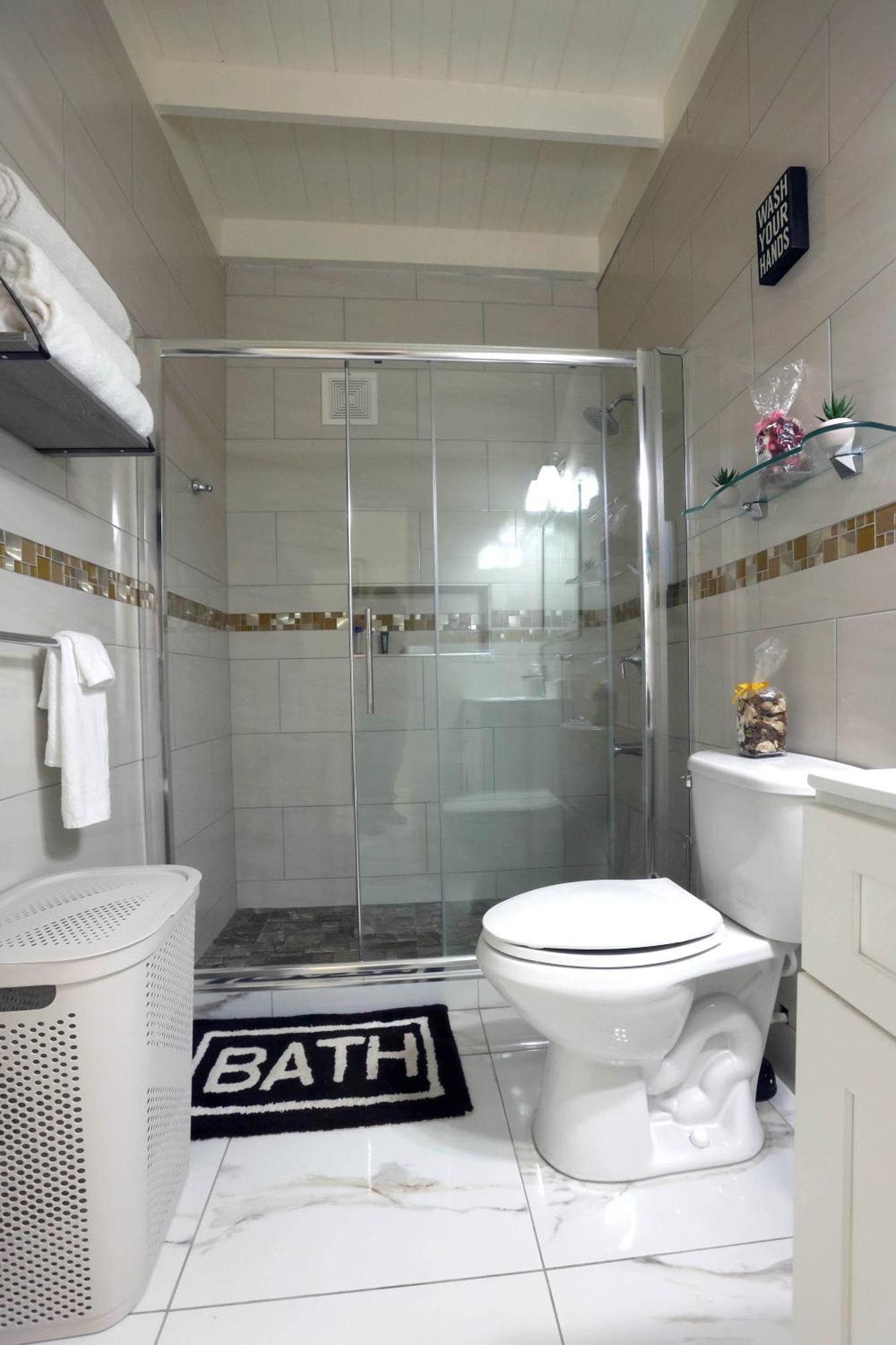 Spacious Luxury 3 Bed Rooms In Kingston Eksteriør bilde