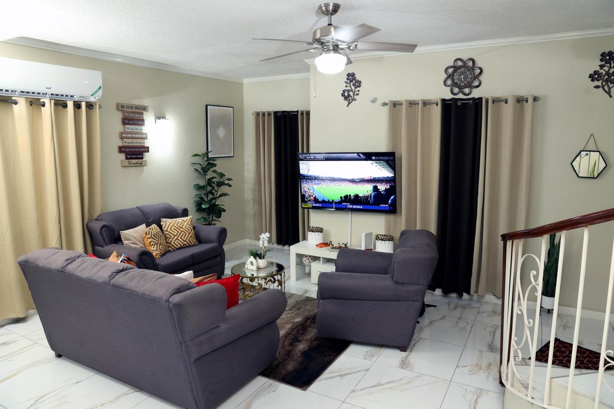 Spacious Luxury 3 Bed Rooms In Kingston Eksteriør bilde